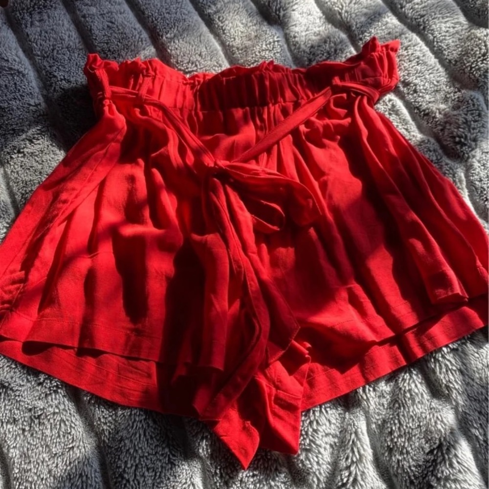 Forever 21+ Red shorts 1X